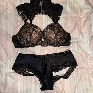 Victoria’s Secret Set